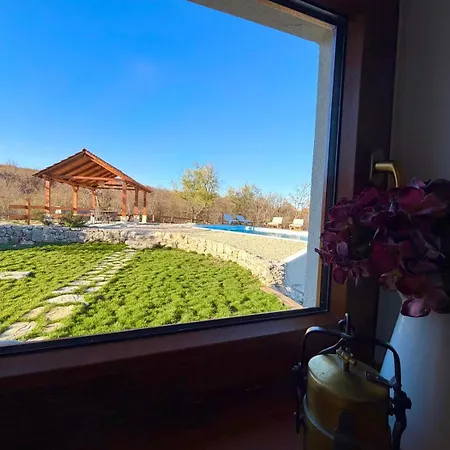 Villa Billubium - Dalmatian Stone House With Private Heated Pool Zovko