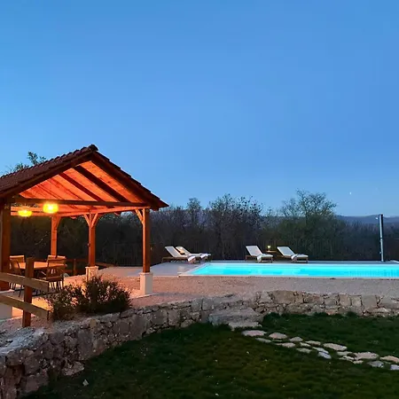 Villa Billubium - Dalmatian Stone House With Private Heated Pool